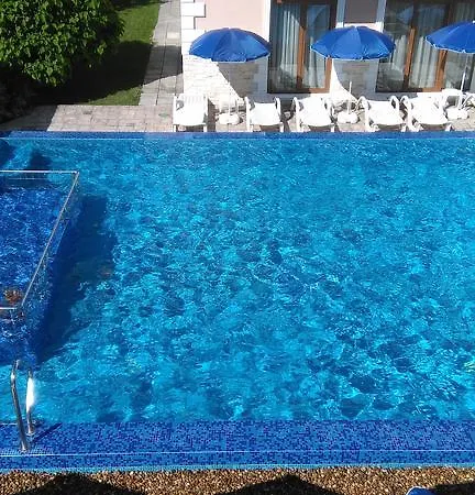 Guest house Aristokrat 2*